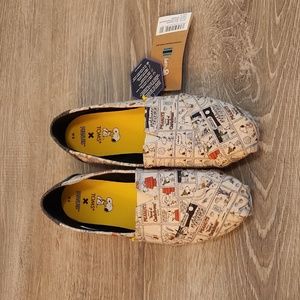 Tom's/Peanuts collaboration alpargata